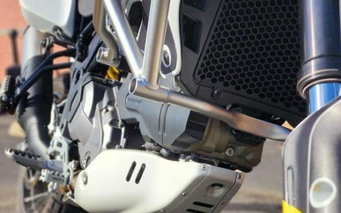 2023 Ducati DesertX Star White Silk