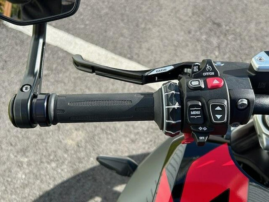 2026 BMW R 1300 R
