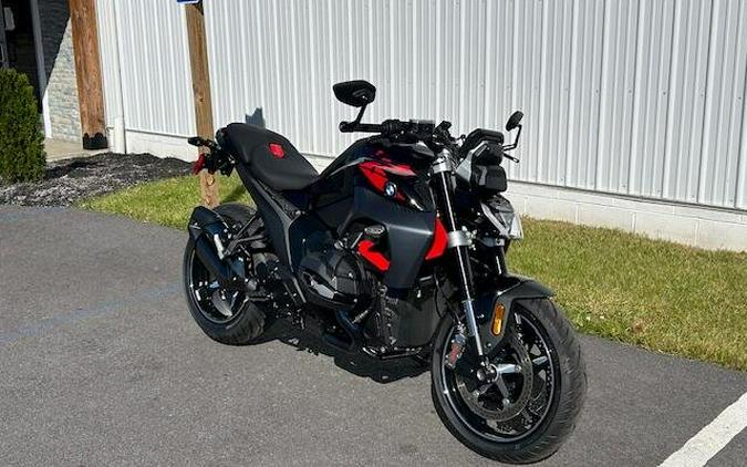 2026 BMW R 1300 R