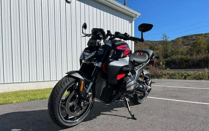 2026 BMW R 1300 R