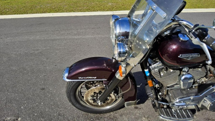 2005 Harley-Davidson FLHRCI Road King® Classic