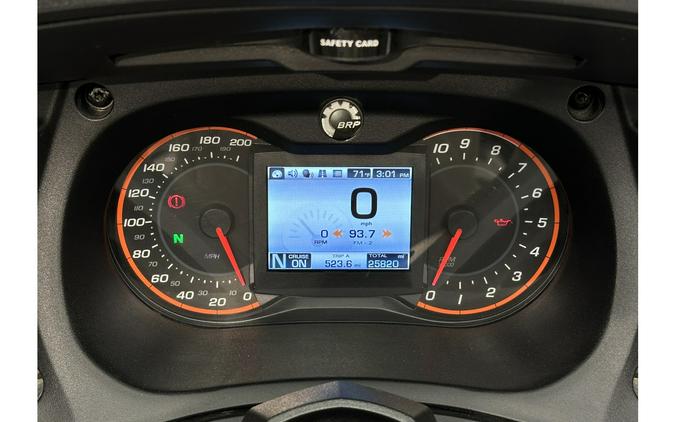 2017 RT-S (SE6) - Can-Am