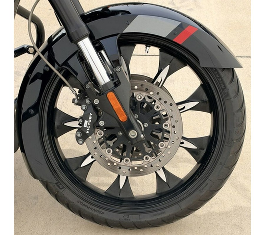 2017 Victory Motorcycles Magnum Gloss Black WGraphics