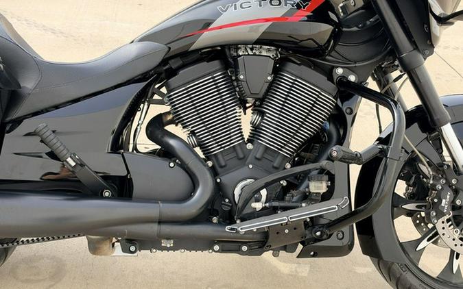 2017 Victory Motorcycles Magnum Gloss Black WGraphics