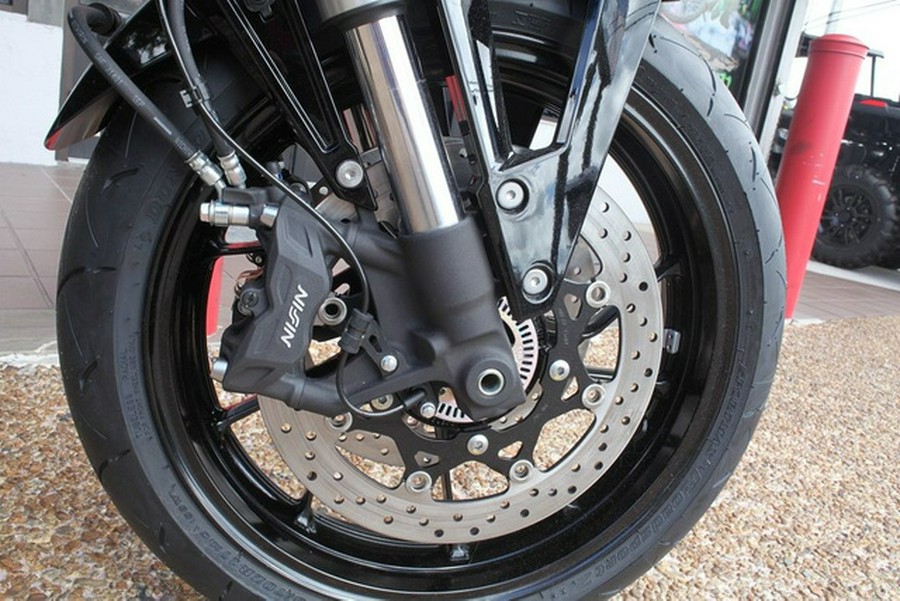 2025 Suzuki GSX-8S 8R