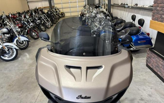 2020 Indian Motorcycle® Challenger Dark Horse Sandstone Smoke