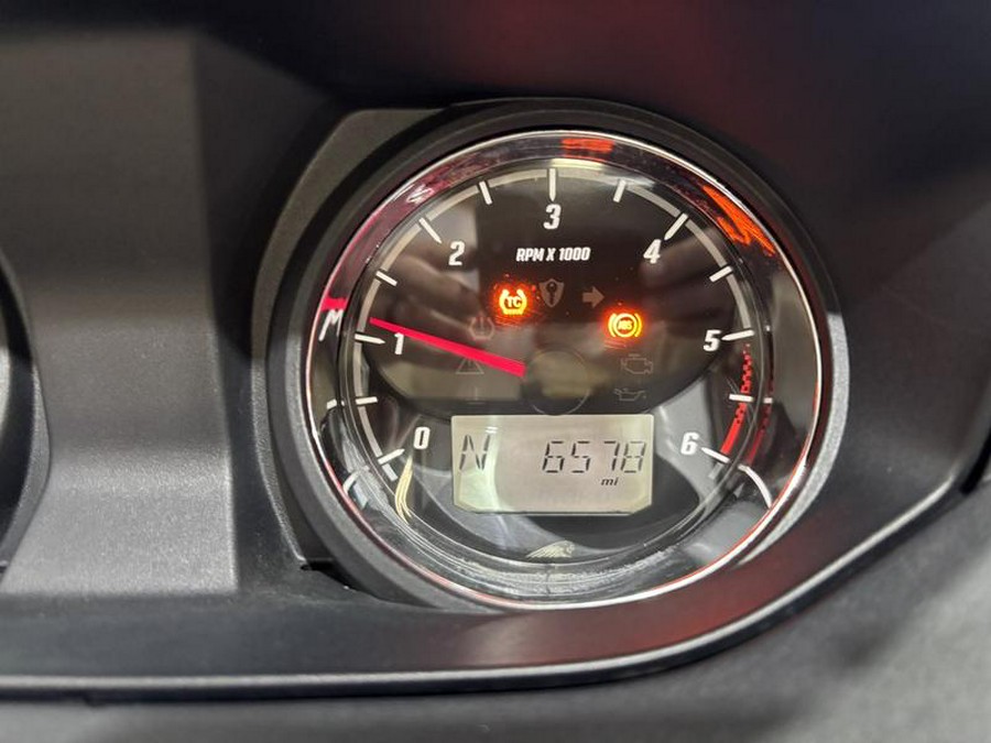 2020 Indian Motorcycle® Challenger Dark Horse Sandstone Smoke