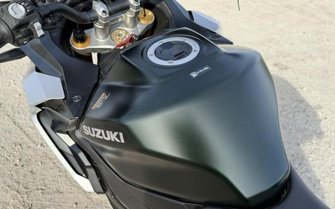 2024 Suzuki GSX-S1000GX Plus