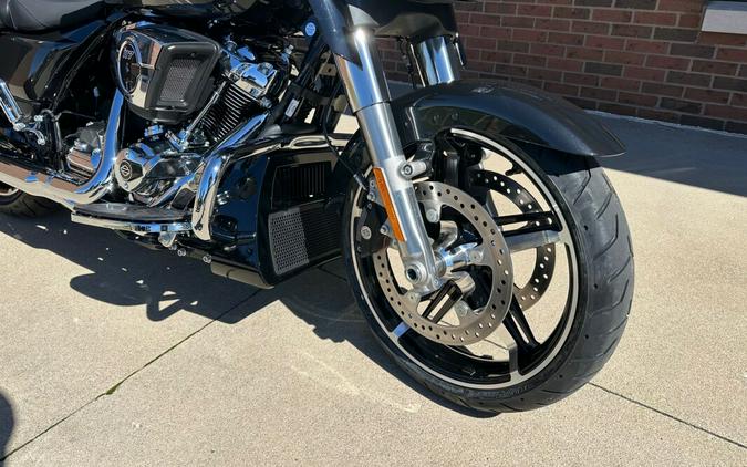 2026 Harley-Davidson Street Glide Liberty Edition FLHX