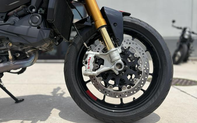 2024 Ducati MONSTER PLUS
