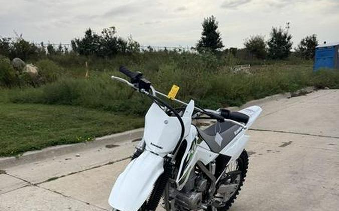 2027 Kawasaki KLX 140R F - Bright White
