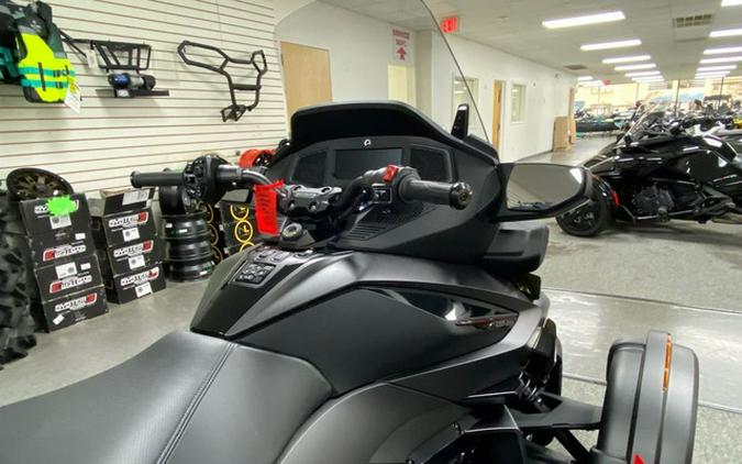 2024 Can-Am Spyder RT Limited Dark Wheels