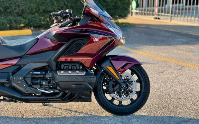 2025 Honda® GL1800DA Goldwing Tour Air Bag DCT 50TH ANNIVERSARY