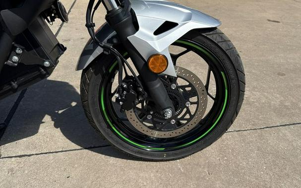 2024 Kawasaki Z e-1 ABS