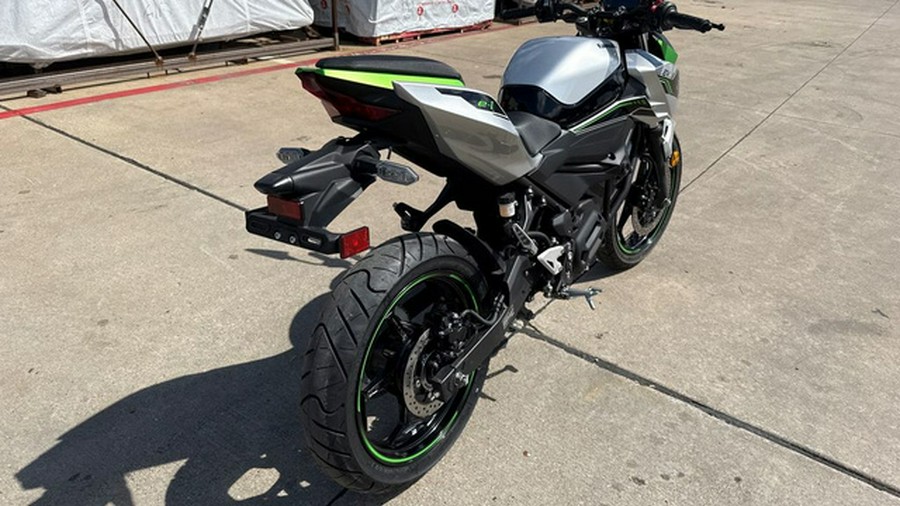 2024 Kawasaki Z e-1 ABS
