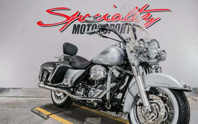 2004 Harley-Davidson FLHRCI Road King® Classic