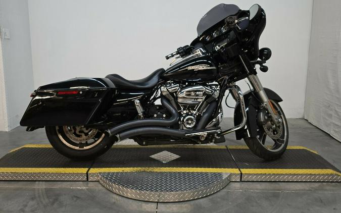 FLHXS 2017 Street Glide Special