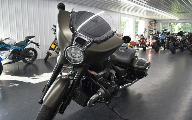 2023 BMW R 18 Black Storm Metallic