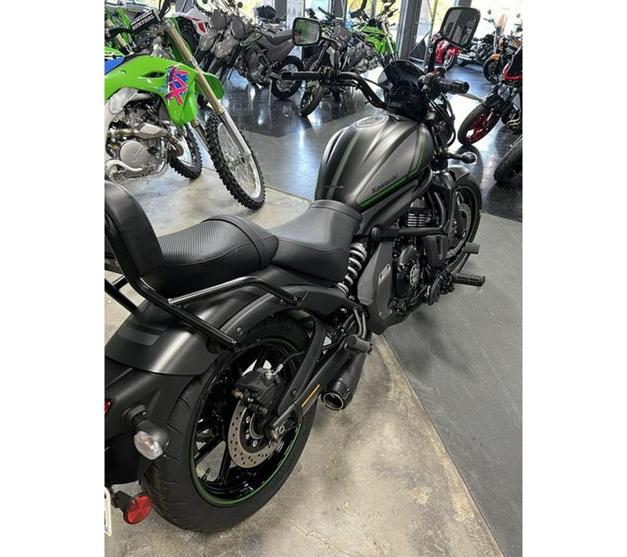 2022 Kawasaki Vulcan® S Cafe