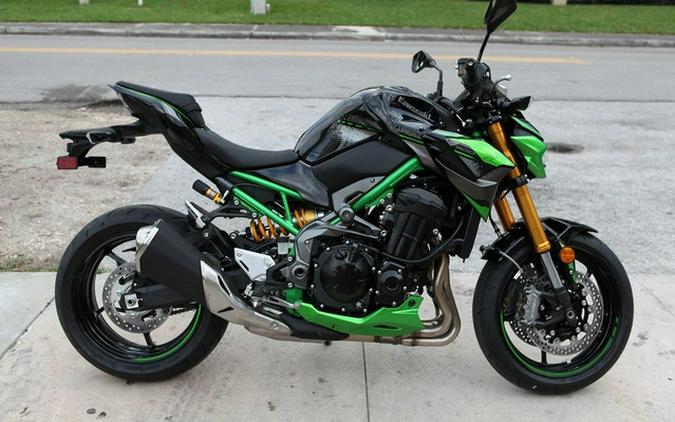 2024 Kawasaki Z900 SE ABS