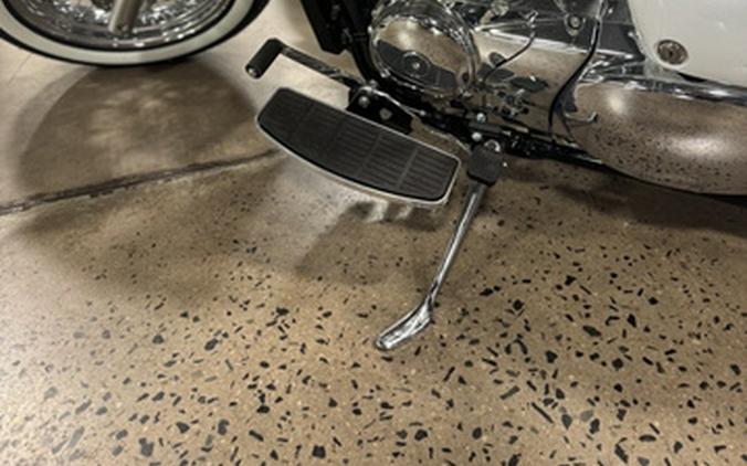 2025 Suzuki Boulevard C50T Special