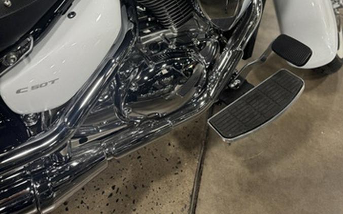 2025 Suzuki Boulevard C50T Special