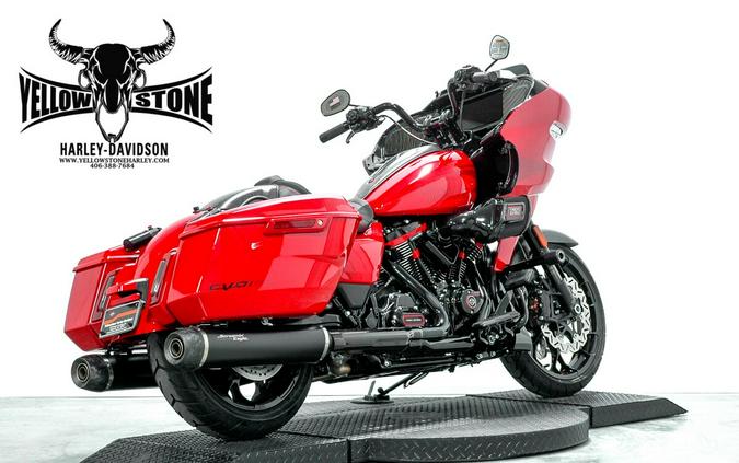 2025 Harley-Davidson® CVO™ Road Glide® ST Rally Red