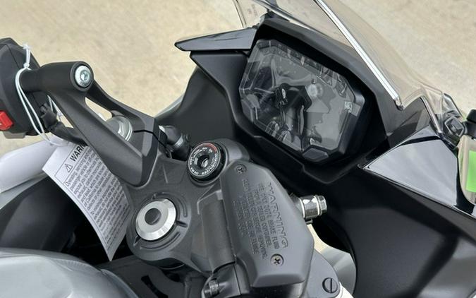 2024 Kawasaki Ninja 7 Hybrid ABS Hybrid ABS