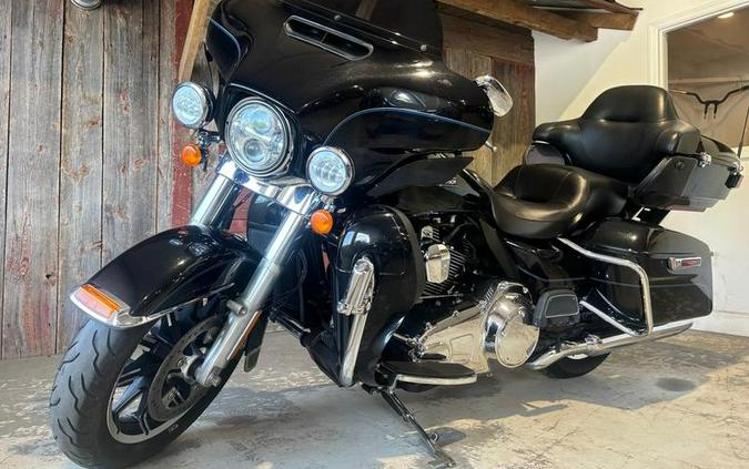 2014 Harley-Davidson® FLHTCU - Electra Glide® Ultra Classic®