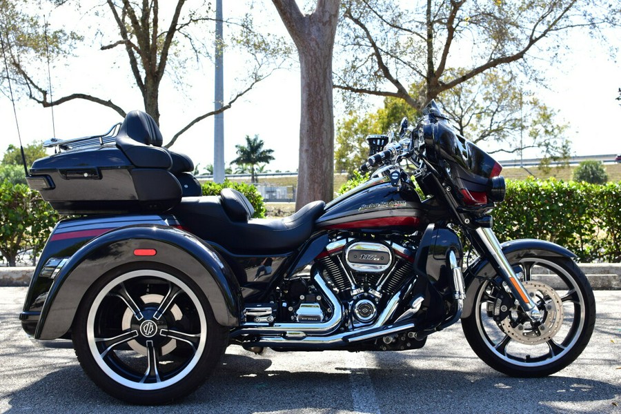 2020 Harley-Davidson CVO Tri Glide