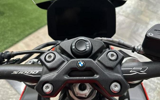 2022 BMW S 1000 R Racing Red