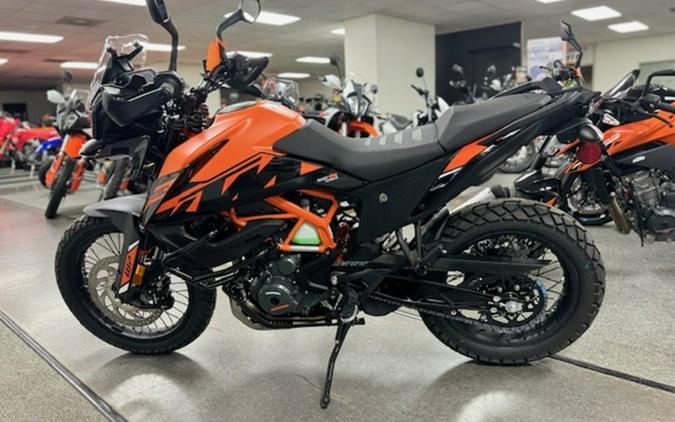 2024 KTM Adventure 390