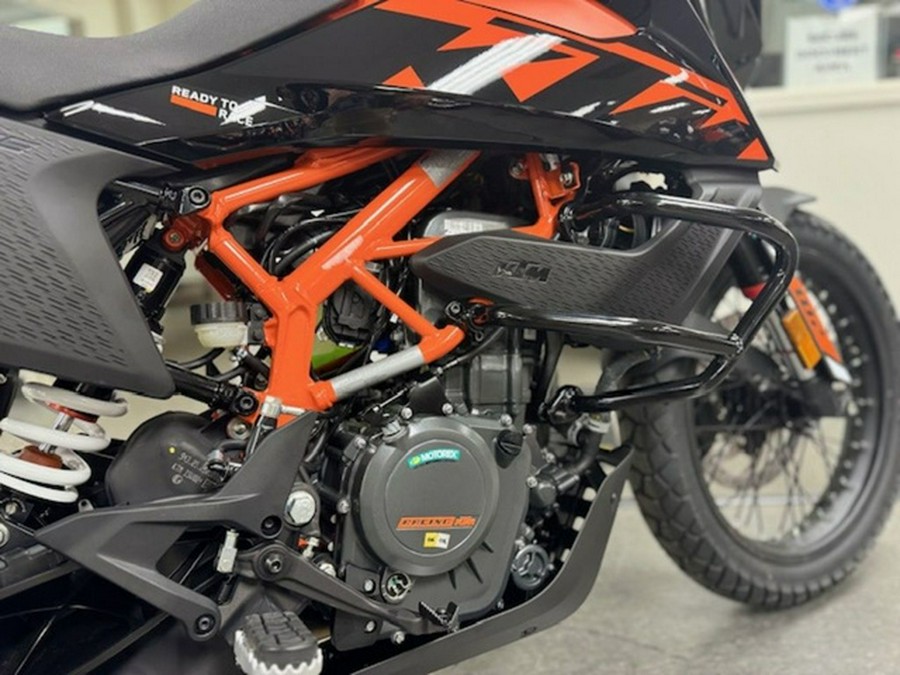 2024 KTM Adventure 390