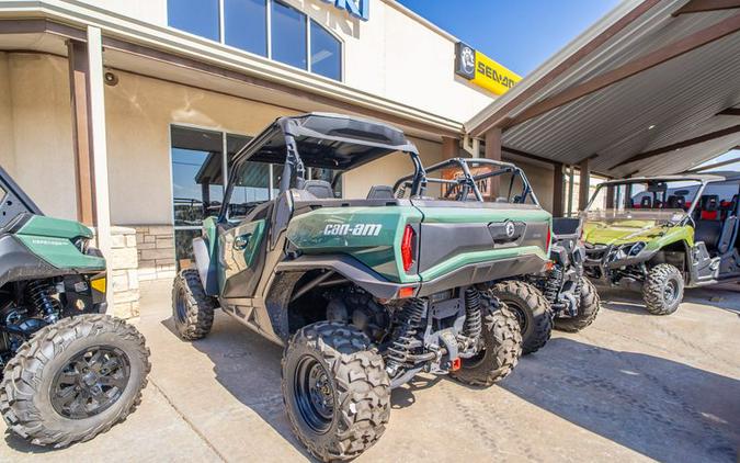 New 2023 CAN-AM COMMANDER DPS HD7 TUNDRA GREEN