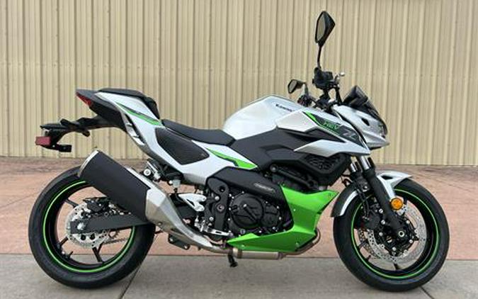 2024 Kawasaki Z7 Hybrid ABS