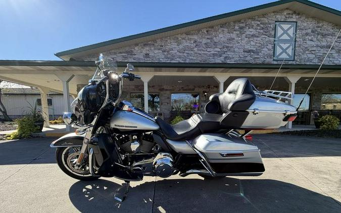 2015 Harley-Davidson® FLHTKL - Ultra Limited Low