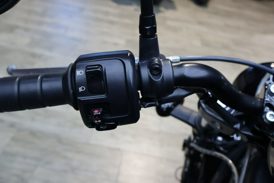 2023 Indian Scout Bobber Sixty ABS Black Metallic