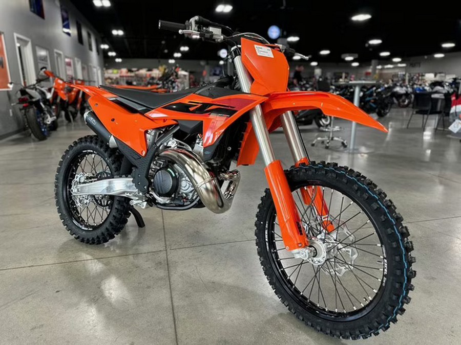 2025 KTM SX