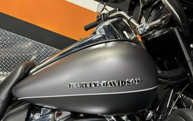2017 Harley-Davidson® FLHTKL - Ultra Limited Low