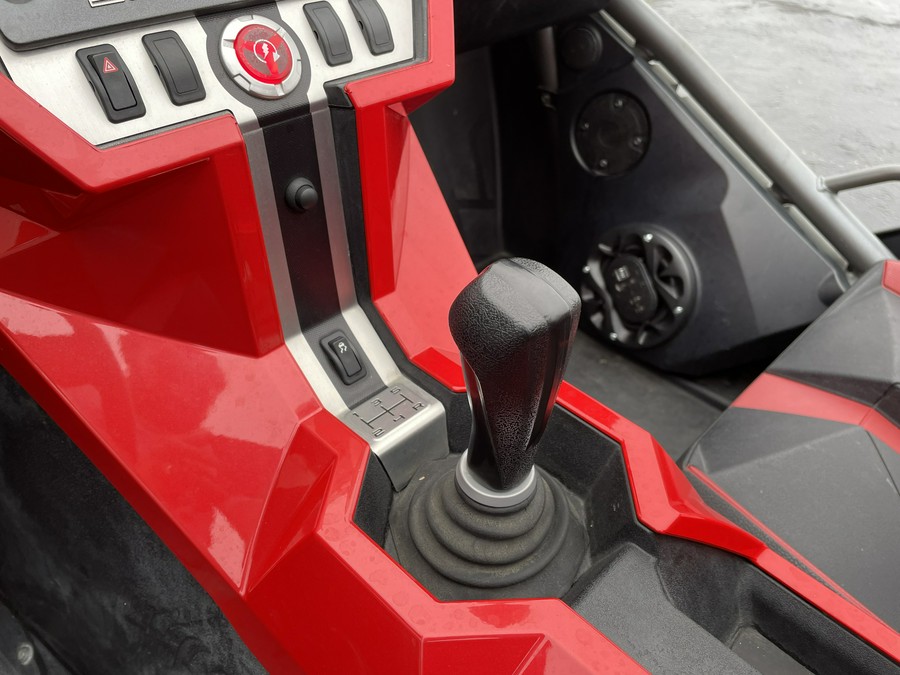 2015 Slingshot Slingshot SL Manual