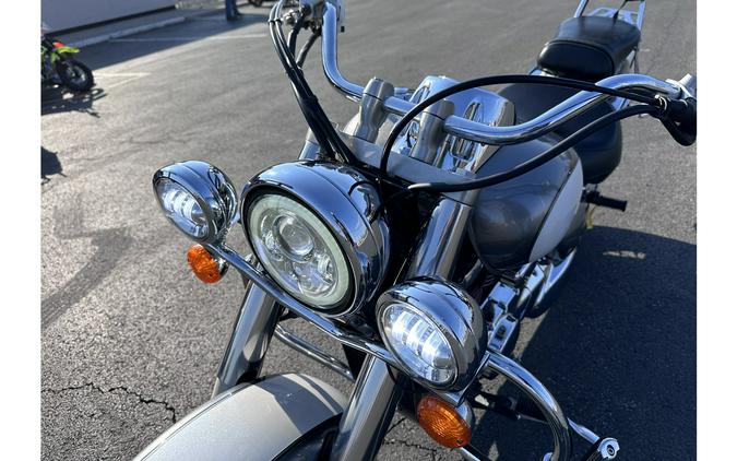 2003 Suzuki INTRUDER VOLUSIA 800