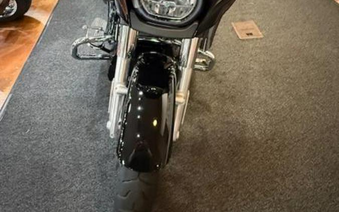 2025 Harley-Davidson® FLHX - Street Glide®
