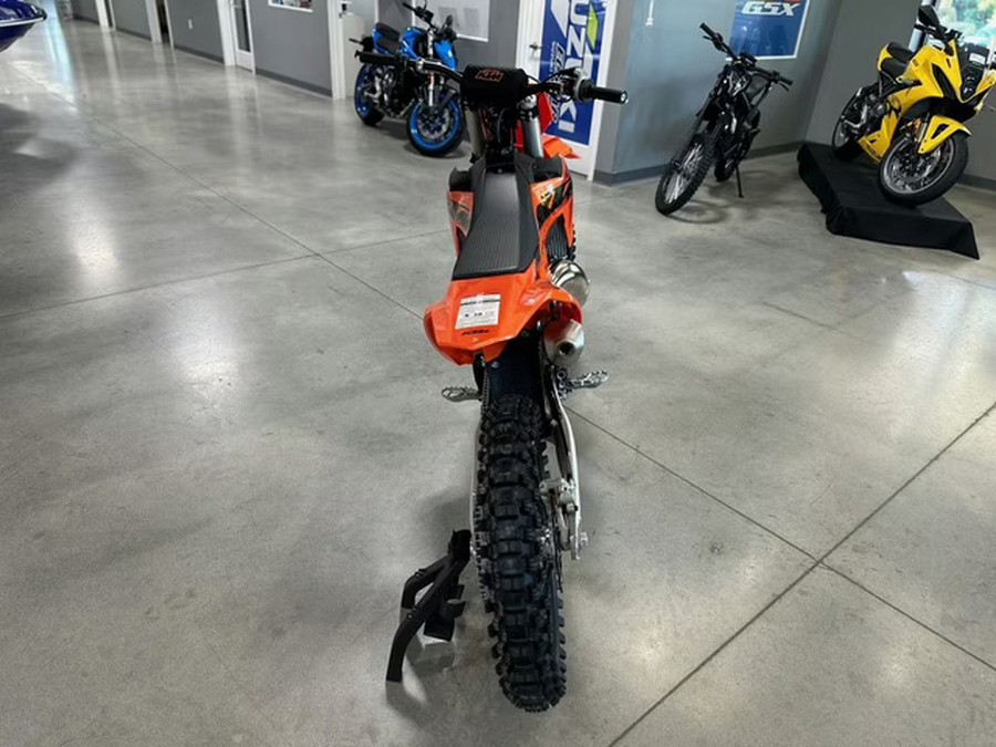 2025 KTM SX