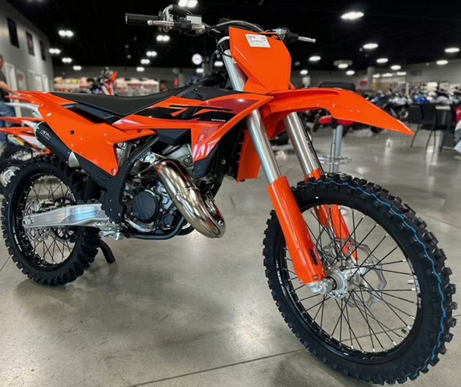 2025 KTM SX