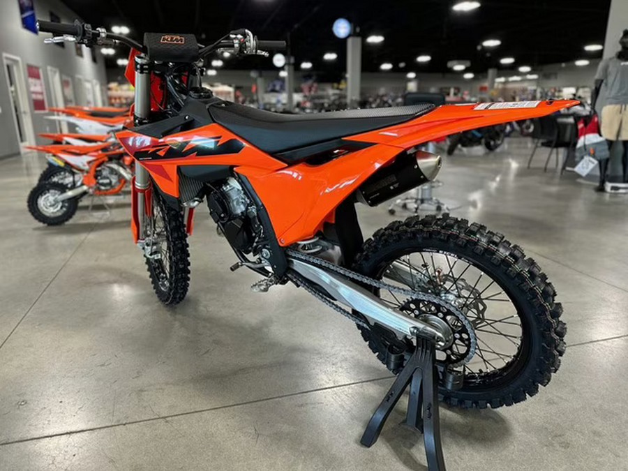 2025 KTM SX
