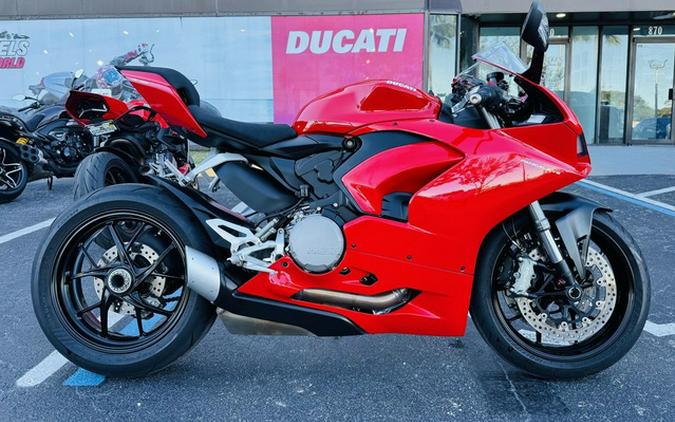 2024 Ducati Panigale V2 Red