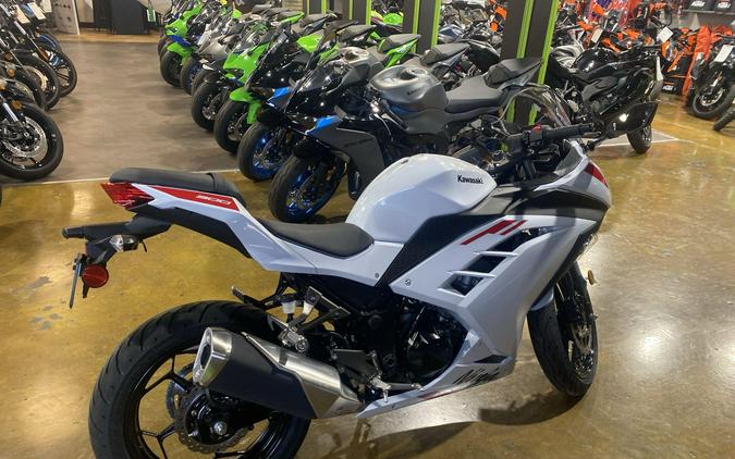 2026 Kawasaki NINJA 300 ABS