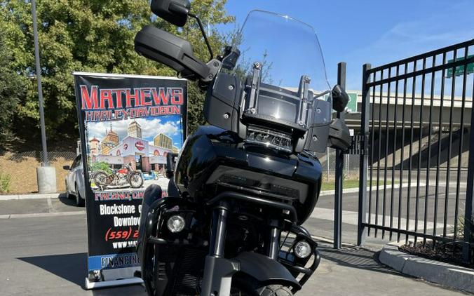 2023 Harley-Davidson Pan America™ 1250 Special Vivid Black