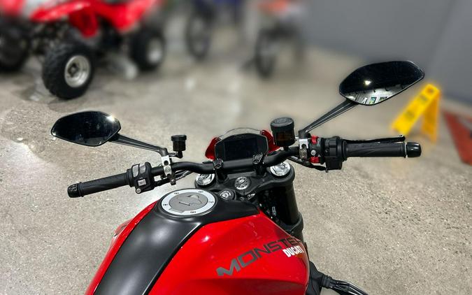2022 Ducati MONSTER PLUS