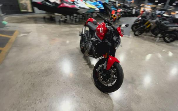 2022 Ducati MONSTER PLUS